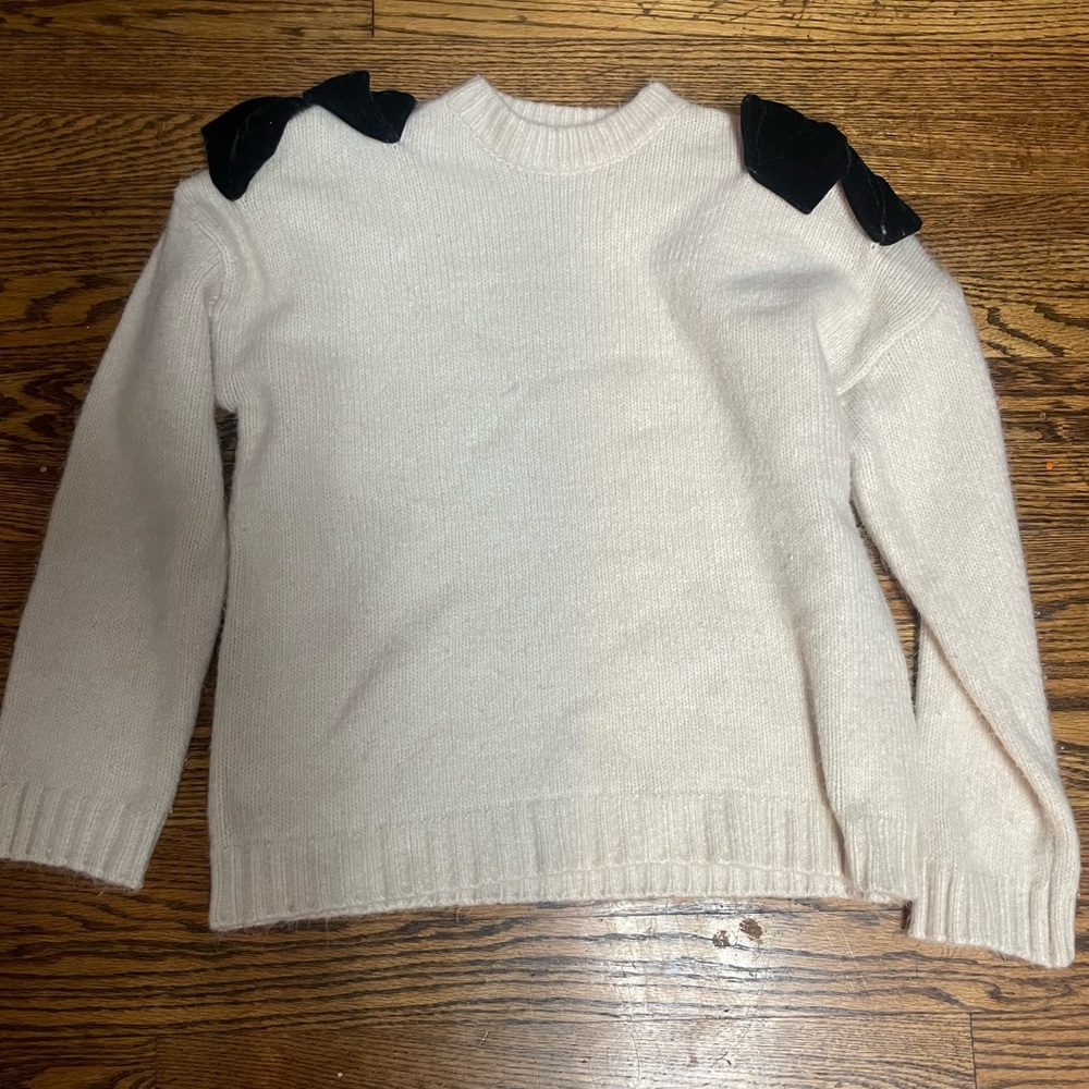 Winter White Zara sweater, size 10, black velvet bows, perfect for the holidays!